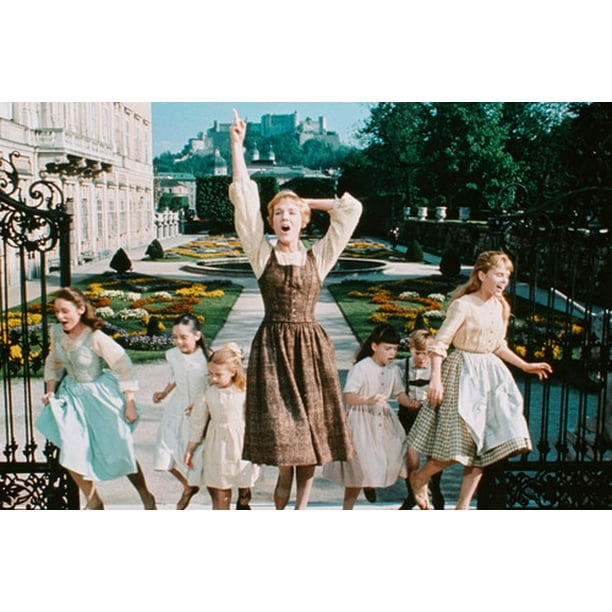 SOUND OF MUSIC JULIE ANDREWS AND KIDS 24X36 COLOR POSTER PRINT